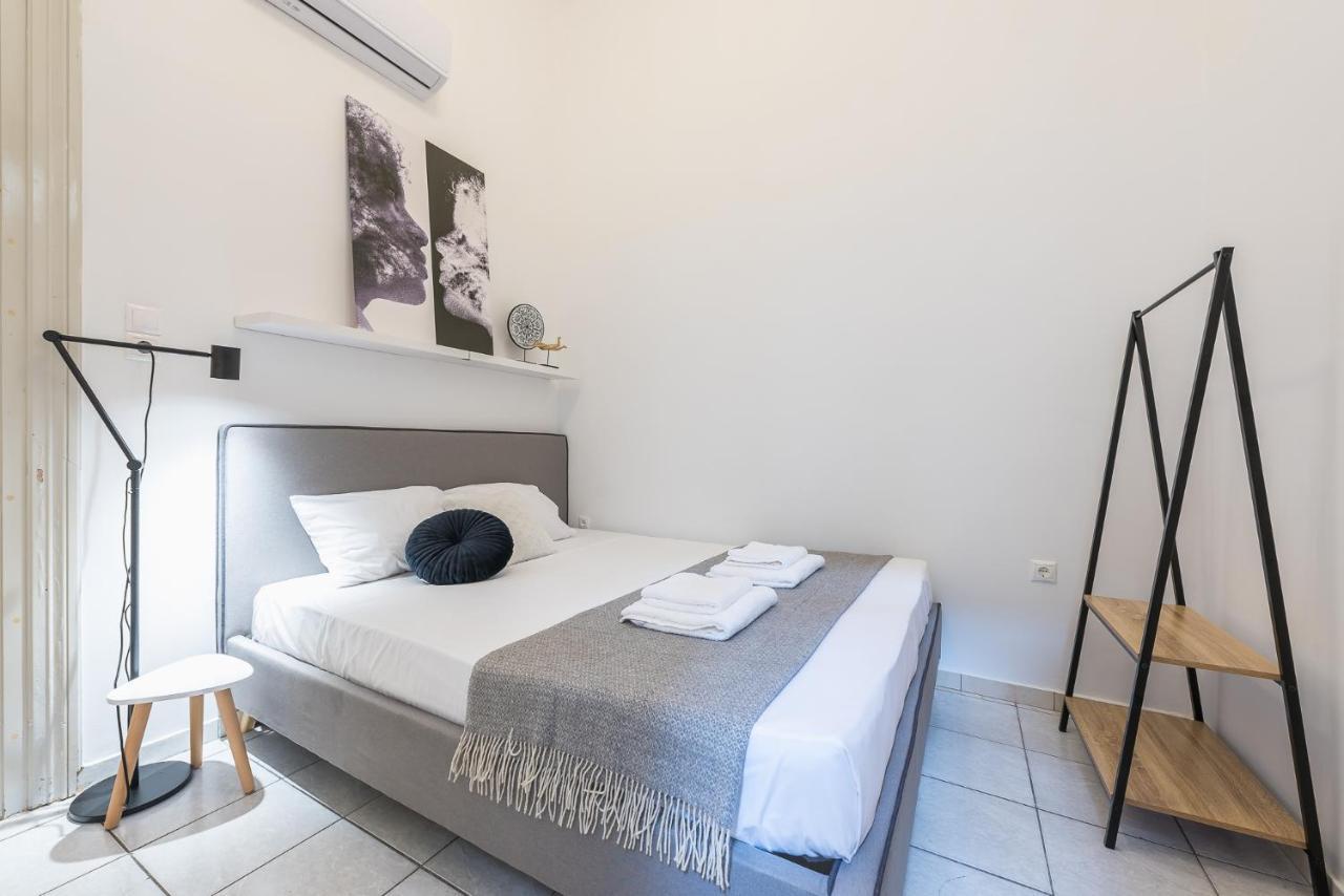 Mavrogenous - The Mansion Apartment Athena Bagian luar foto