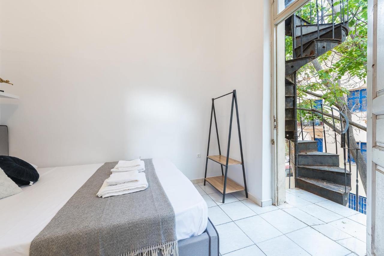 Mavrogenous - The Mansion Apartment Athena Bagian luar foto